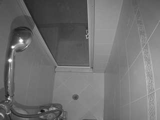 voyeurcam-baileybase-shower — Camsoda recorded stream image, 13.07.2025 19:00