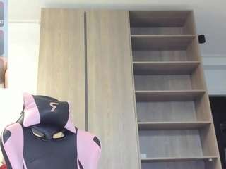 megan-ros — Camsoda recorded stream image, 12.02.2025 12:40