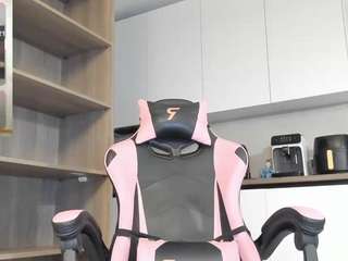 megan-ros — Camsoda recorded stream image, 12.02.2025 12:40