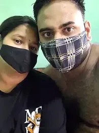 IND_COUPLE1 — Stripchat recorded stream image, 16.07.2025 05:40