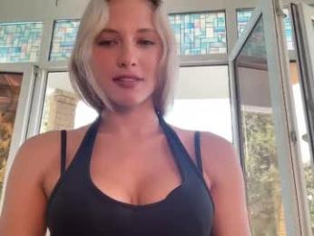 roselyn_rose — Chaturbate recorded stream image, 17.07.2025 08:20