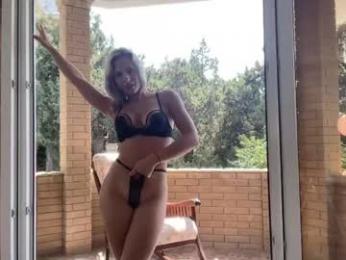 roselyn_rose — Chaturbate recorded stream image, 17.07.2025 08:20