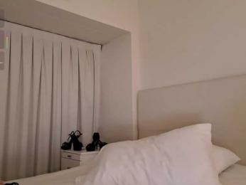 Bella_Byers — Bongacams recorded stream image, 17.07.2025 15:00
