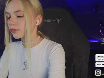 fymryn — Bongacams recorded stream image, 17.07.2025 16:10