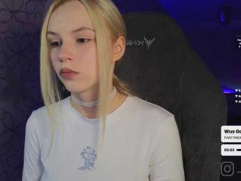 fymryn — Bongacams recorded stream image, 17.07.2025 16:10