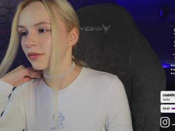 fymryn — Bongacams recorded stream image, 17.07.2025 16:10