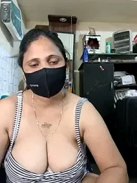 Neha8923 — Stripchat recorded stream image, 18.07.2025 02:50