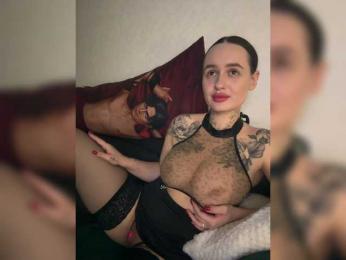 Italianka — Bongacams recorded stream image, 18.07.2025 17:50