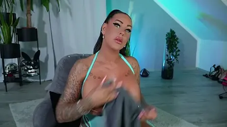 hotmilfbitch — Stripchat recorded stream image, 19.07.2025 02:20