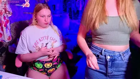 Radiants_two — Stripchat recorded stream image, 19.07.2025 15:40