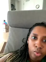 Your_Paris — Stripchat recorded stream image, 23.07.2025 14:50