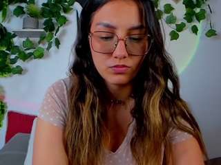nataliepeterson — Camsoda recorded stream image, 25.07.2025 20:50