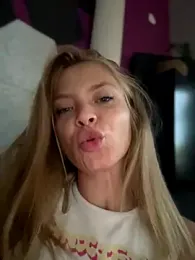 AnastasiaAniess — Stripchat recorded stream image, 26.07.2025 03:30