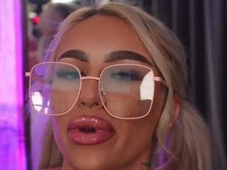 karlabart — Camsoda recorded stream image, 29.07.2025 04:30