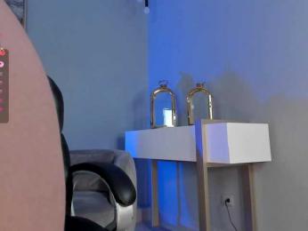 MadelineFox — Bongacams recorded stream image, 29.07.2025 09:10