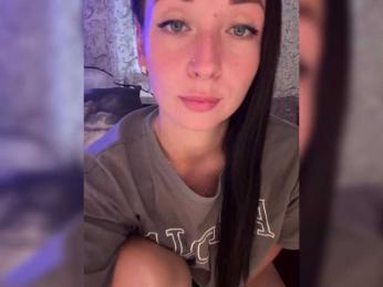_dashulka_ — Bongacams recorded stream image, 30.07.2025 01:50