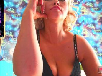 Mistress-Gwen — Bongacams recorded stream image, 30.07.2025 06:50