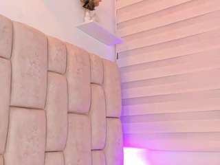 ilianaphoenix — Camsoda recorded stream image, 30.07.2025 20:40