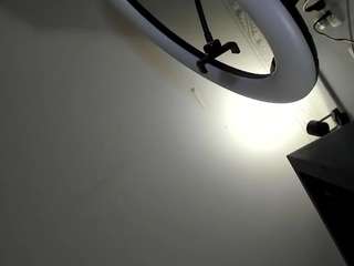 apotheosiss — Camsoda recorded stream image, 31.07.2025 04:20