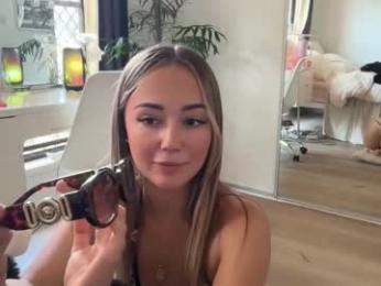 luvlivvyy — Chaturbate recorded stream image, 01.08.2025 00:30