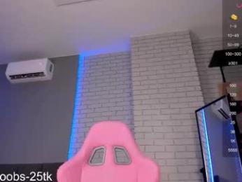 hazel_7 — Chaturbate recorded stream image, 01.08.2025 10:00