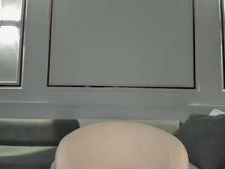 moonlovee — Camsoda recorded stream image, 02.08.2025 02:20