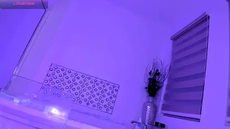 Midnightrose11 — Stripchat recorded stream image, 02.08.2025 05:30