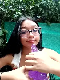 -VICKKY — Stripchat recorded stream image, 13.02.2025 13:10