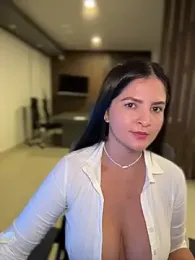 Carolina_Novoa — Stripchat recorded stream screenshot (02 Aug 2025)