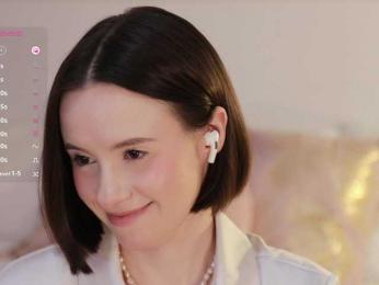 MissEssie — Bongacams recorded stream screenshot (03 Aug 2025)