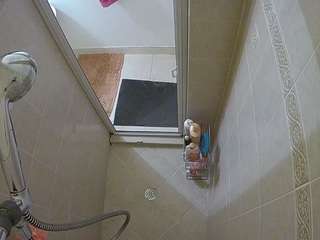 voyeurcam-baileybase-shower — Camsoda recorded stream image, 05.08.2025 18:00