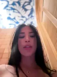 Im_Valentina — Stripchat recorded stream image, 05.08.2025 22:50