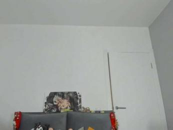 dolly-ll — Bongacams recorded stream image, 13.02.2025 13:20