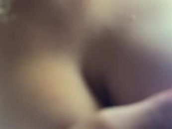 roselyn_rose — Chaturbate recorded stream image, 06.08.2025 14:50