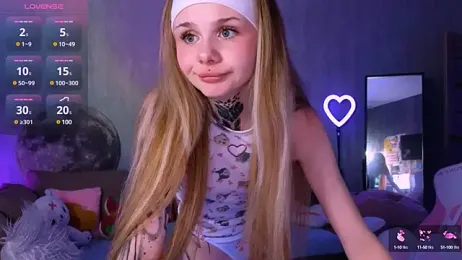 Britney_Lynch — Stripchat recorded stream image, 06.08.2025 18:00