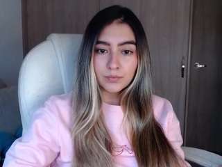 alexyferrer — Camsoda recorded stream image, 13.02.2025 19:30