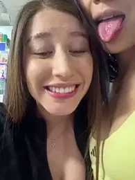 roouse — Stripchat recorded stream image, 10.08.2025 00:10