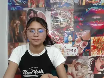 SofieLove_01 — Stripchat recorded stream image, 10.08.2025 11:00