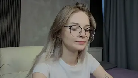 vialeta_baby — Stripchat recorded stream image, 11.08.2025 03:30
