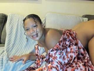 lisa6ix9 — Camsoda recorded stream image, 12.08.2025 07:20