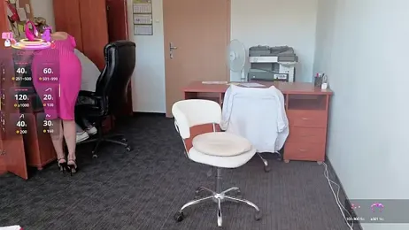 legsLONG — Stripchat recorded stream image, 12.08.2025 10:40