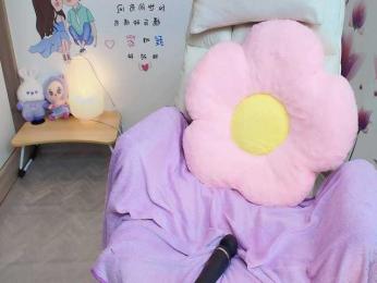 Angela19 — Bongacams recorded stream image, 12.08.2025 16:10