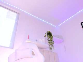 pamela-white — Camsoda recorded stream image, 12.08.2025 22:20