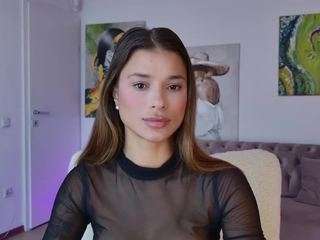 lenna-goddess — Camsoda recorded stream image, 13.08.2025 06:40