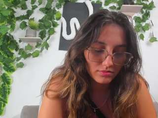 nataliepeterson — Camsoda recorded stream image, 14.08.2025 00:30