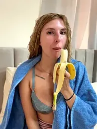 emma05 — Stripchat recorded stream image, 14.08.2025 04:20