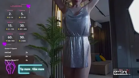 Holl1Would — Stripchat recorded stream screenshot (14 Feb 2025)