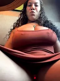 Bigbuttbrooklynn — Stripchat recorded stream image, 15.08.2025 00:00