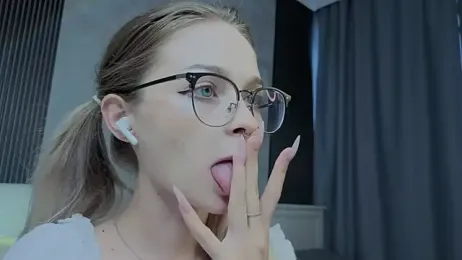 vialeta_baby — Stripchat recorded stream image, 15.08.2025 06:10