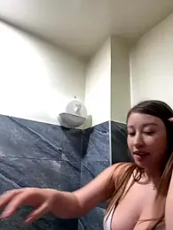 roouse — Stripchat recorded stream image, 15.08.2025 22:40